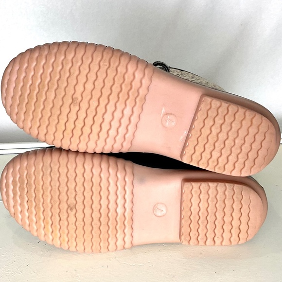 SIMPLY SOUTHERN Women's Tan Black Leopard Lace Up Rain Snow Duck Boots Size 7 - Picture 8 of 16